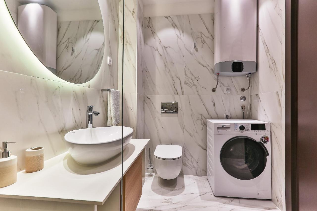 La Fiaba Rafailovici Apartment Экстерьер фото
