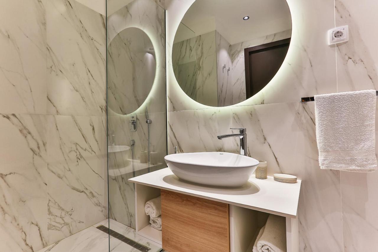 La Fiaba Rafailovici Apartment Экстерьер фото