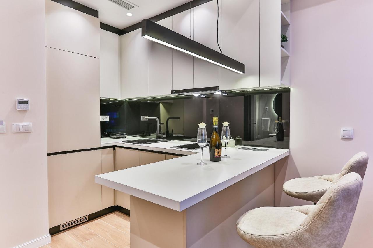 La Fiaba Rafailovici Apartment Экстерьер фото