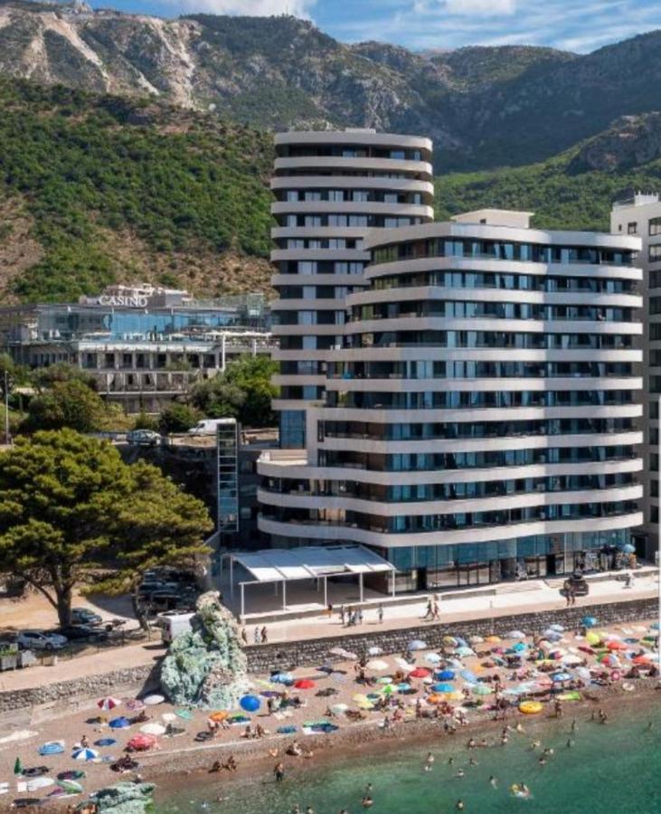 La Fiaba Rafailovici Apartment Экстерьер фото